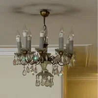 لوستر شیشه ای|لوستر و چراغ آویز|شیراز, بعثت|دیوار