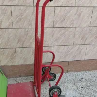 چرخ دستی پله رو راحتی در جابجایی وسایل