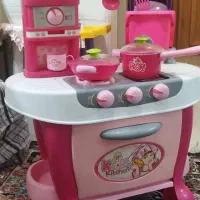 آشپزخانه مجهز دخترونه