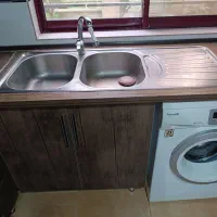 سینگ دو قلو مارک البرز با شیر وسیفون