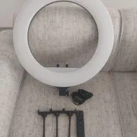 رینگ لایت و نور ثابت ال ای دی روی دوربینی|دوربین عکاسی و فیلمبرداری|شیراز, عفیفآباد|دیوار