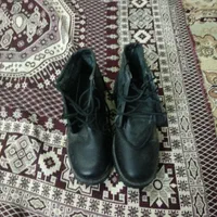 نیم پوتین۴۳