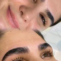 میکروبلیدینگ ابرو و شید لب با ۶۵٪ تخفیف برای۱۰ نفر|خدمات آرایشگری و زیبایی|گرگان, |دیوار