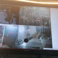 تلویزیون ۳۷اینج با کل وسایلش