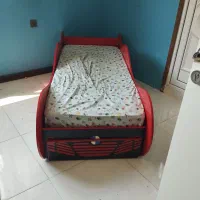 تخت خواب کودک ماشینی|تخت و سرویس خواب|شیراز, سینما سعدی|دیوار