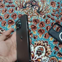 گوشی|موبایل|پرند, فاز ۴|دیوار