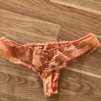 شورت دانتل اکبندترکیه سایز۳۶/۳۸