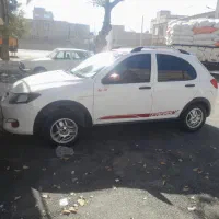 کوییک سفید قرمز|خودرو سواری و وانت|سنقر, |دیوار