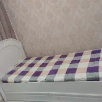 تخت تک نفره سفید