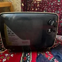 تلویزیون سیاه وسفید انتیک