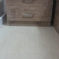 تخت دو نفره بدون توشک با دو عدد پاتختی|تخت و سرویس خواب|رشت, پیرکلاچای|دیوار