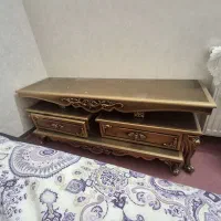 میز تلوزیون در حد نو