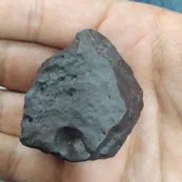 گوهر سنگ حدید طبیعی