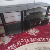 میز تلوزیون شیشه ای