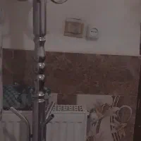 چوب لباسی ایستاده