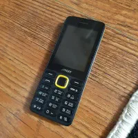 گوشی دوربین داره دوسیم کارته در حد نو