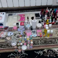 فروش یا معاوضه وسایل و مواد کاشت ناخن