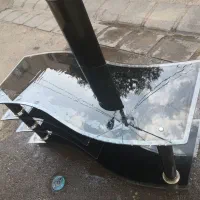 میز تلویزیون شیشه ای