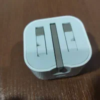 شارژر اصلی آیفون 13