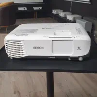 ویدئو پروژکتور Epson 109w /مناسب بازی و فیلم