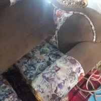 یه دست مبل هفت نفره|مبلمان خانگی و میز عسلی|قم, نخودی|دیوار