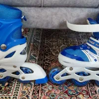 فروش یک جفت کفش اسکیت