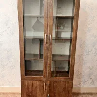 کمد وکتابخانه