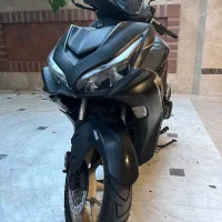 فروش موتور سیکلت NVX
