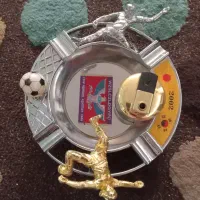 کتاب رمان|کتاب و مجله ادبی|شاهینشهر, نظامی|دیوار