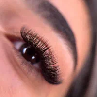 تخفیف آکادمی کاشت مژه