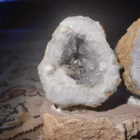 توپی آمیتیست زیبا|جواهرات|پرند, فاز ۶|دیوار