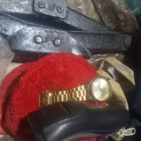 چند اقلام فروشی. به قیمت مناسب|ساعت|زاهدان, |دیوار