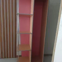 کتابخانه و کمد اسباب بازی