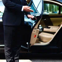 سواری vip دربستی تهران و کرج به اصفهان...|خدمات حمل و نقل|تهران, استاد معین|دیوار