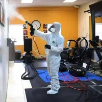 سم پاشی باغ و باغچه شته سمپاشی موریانه ساس سوسک