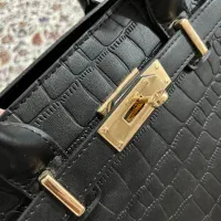 کفش چرم طبیعی طبی و کیف آکبند|کیف، کفش، کمربند|آفتاب, |دیوار