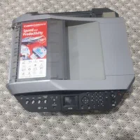 پرینتر رنگی نیازمند تعمیر