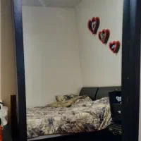 تخت دونفره تمام چوب تمیز