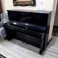 پیانو یاماها  u1