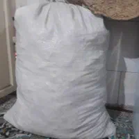 نان خشک برای حیوانات