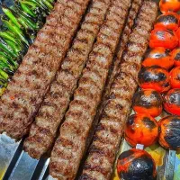 تهیه غذا کباب
