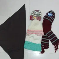 شال و کلاه نخی و سه عدد مقنعه