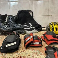 کفش اسکیت با تمام وسایل جانبی