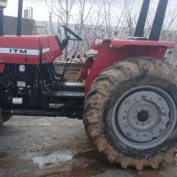 تراکتور ۸۰۰