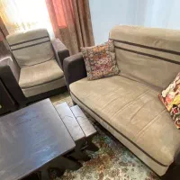 فروش مبل  ۷ نفره به همراه میز وسط|مبلمان خانگی و میز عسلی|بندر انزلی, کوی واحدی|دیوار