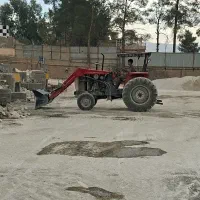 نیاز منده راننده تراکتور