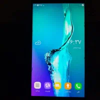 گوشی تمیز و سالم درحال کار