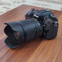 نیکون d7200 با لنز 18-140