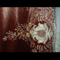 پرده مخمل در حد نو