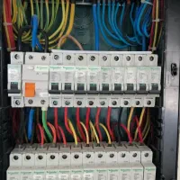 تعمیرات و برق کشی ساختمان